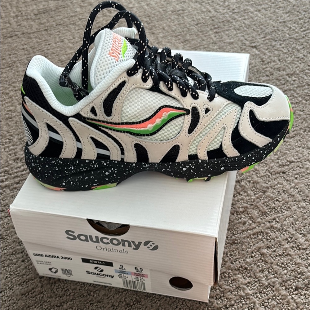 Saucony GRID AZURA 2000 size 5 Men’s/6.5 Women’s